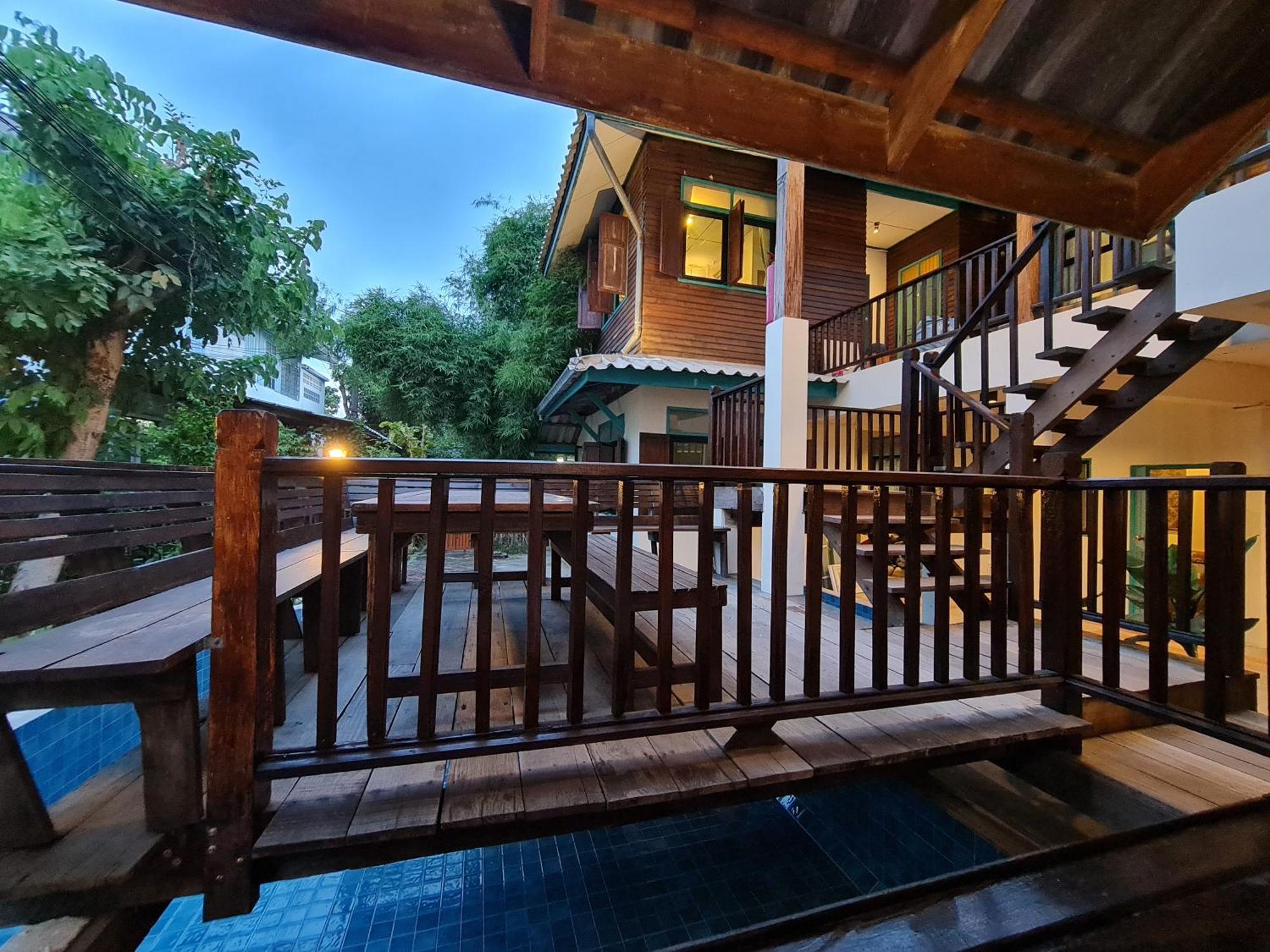 Tepbunthomhouse Ayutthaya Apartment Bagian luar foto