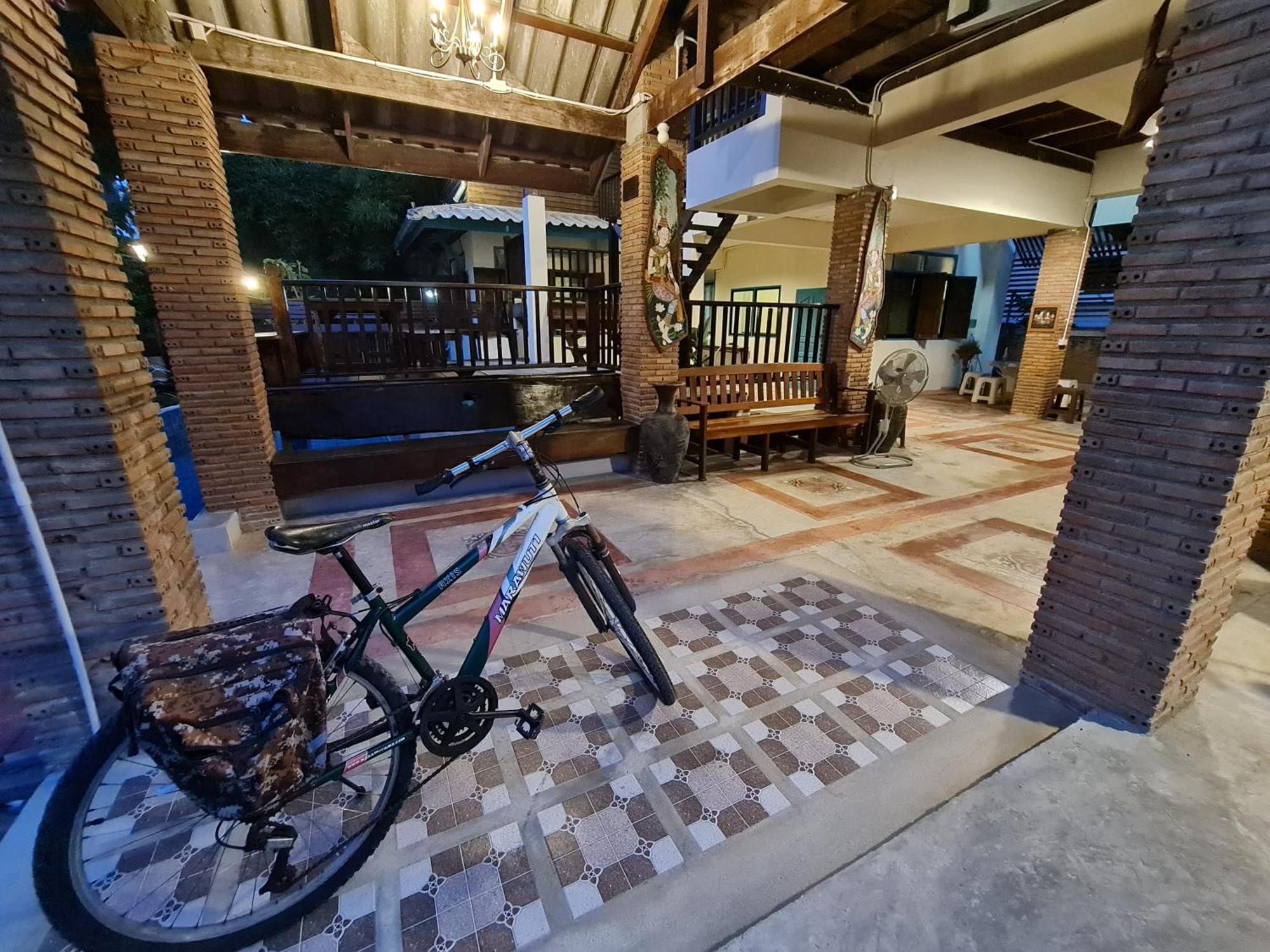 Tepbunthomhouse Ayutthaya Apartment Bagian luar foto