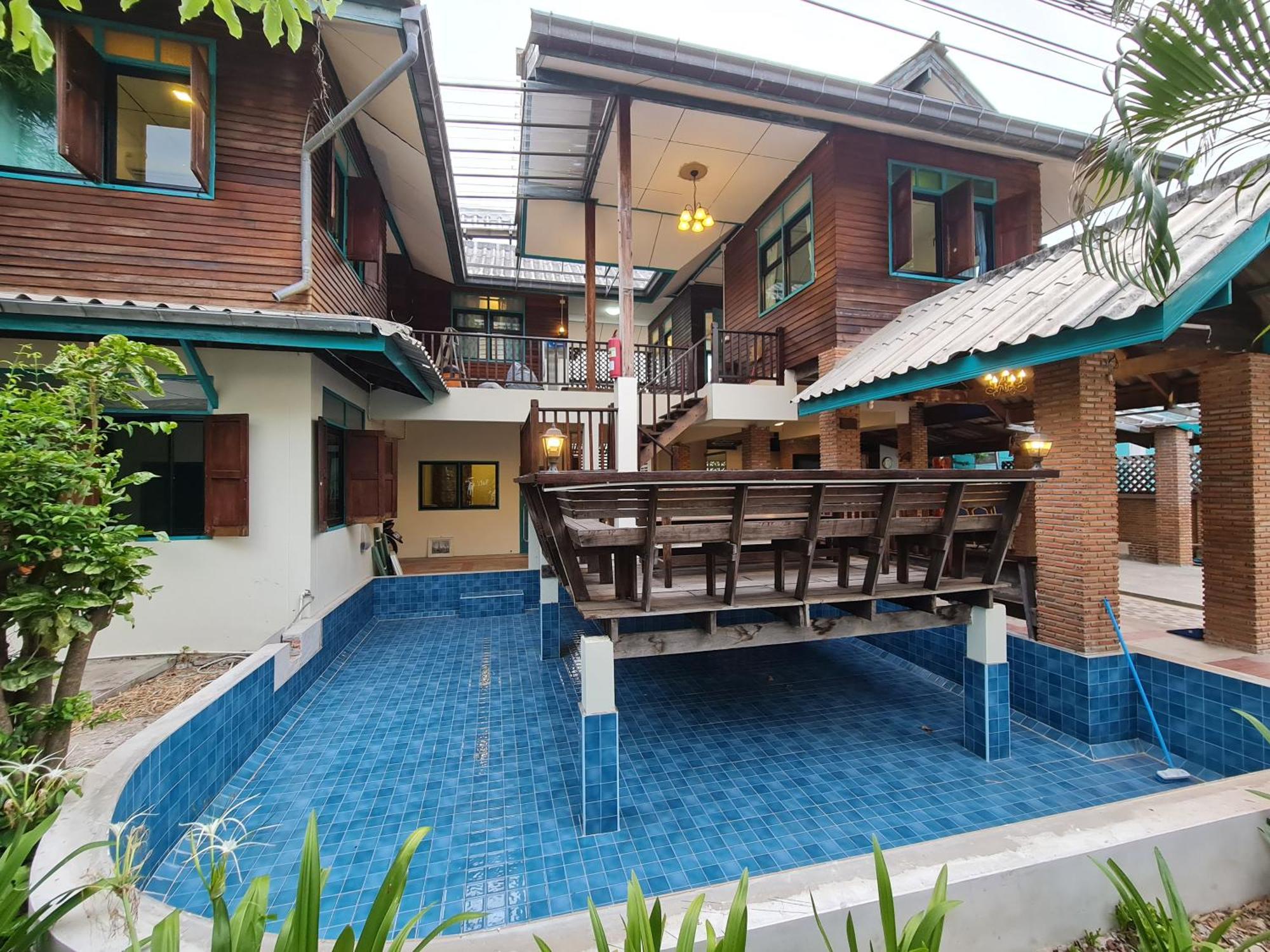 Tepbunthomhouse Ayutthaya Apartment Bagian luar foto