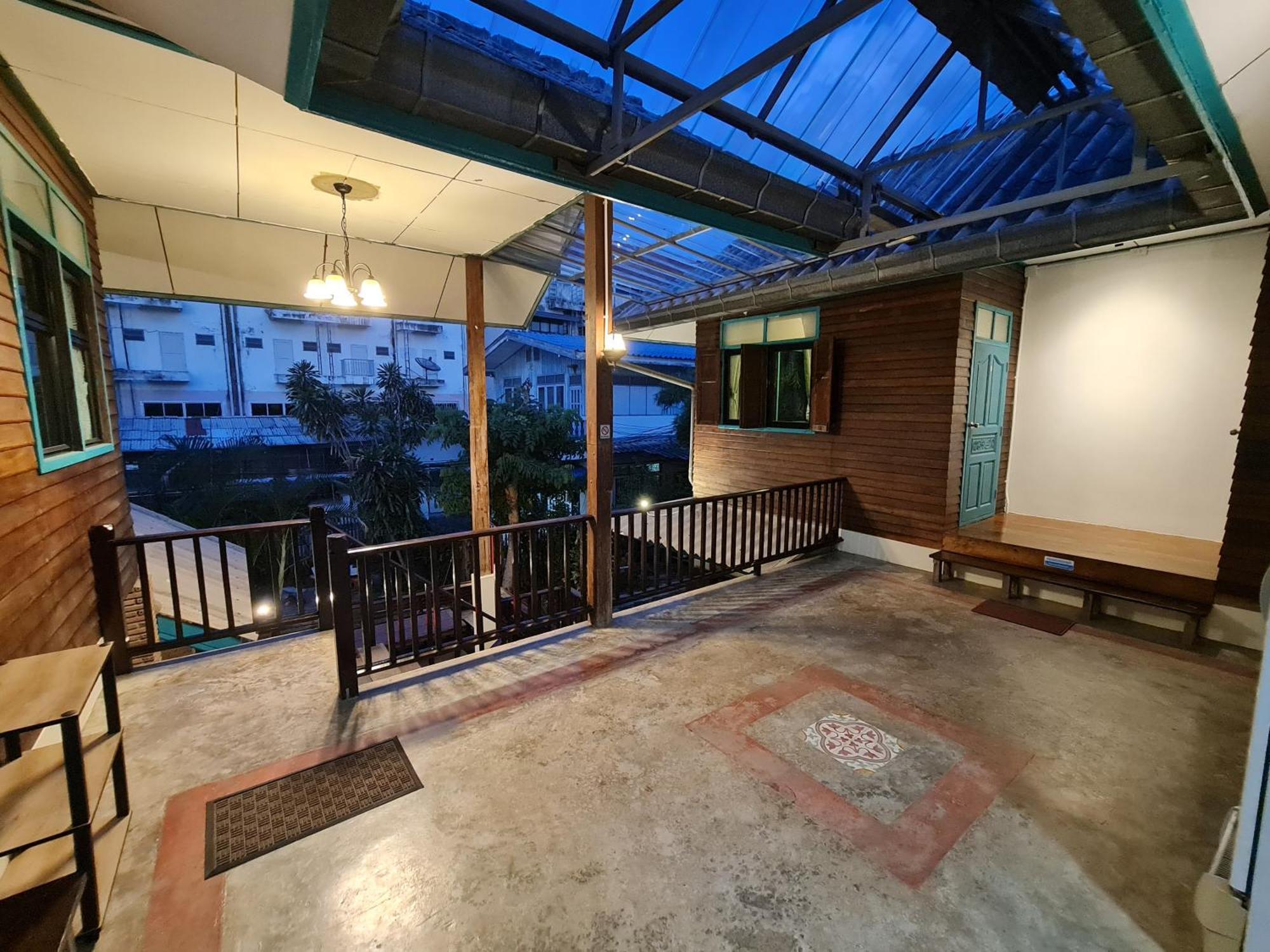 Tepbunthomhouse Ayutthaya Apartment Bagian luar foto