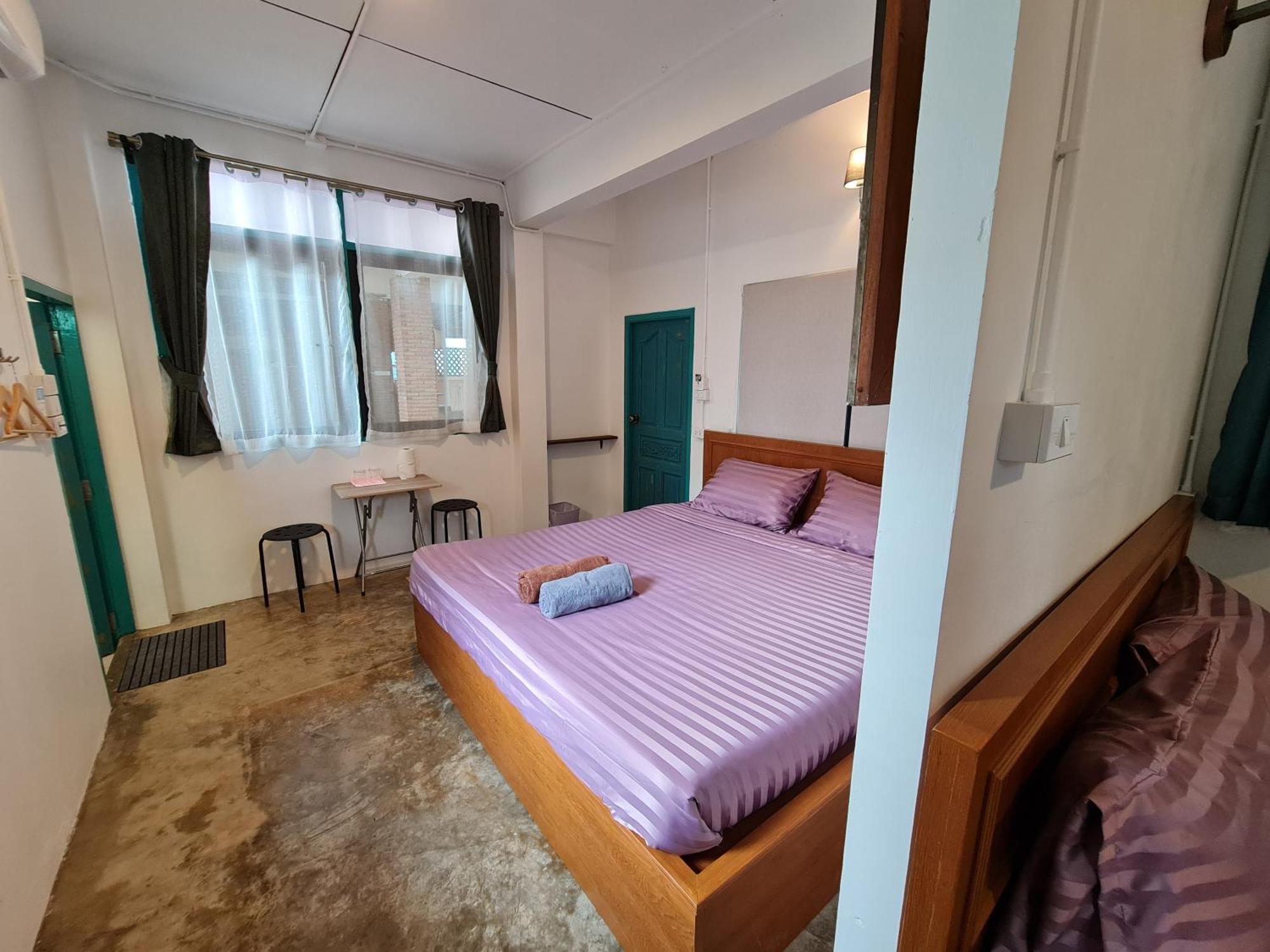 Tepbunthomhouse Ayutthaya Apartment Bagian luar foto